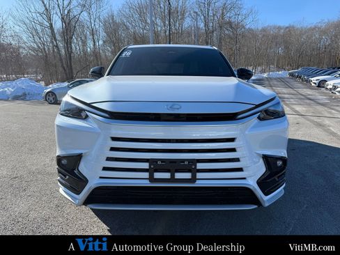 Used 2026 Lexus TX 500h 500h F SPORT Performance Premi image 3