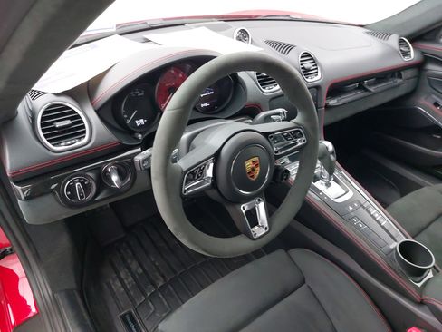Certified 2024 Porsche 718 Cayman GTS RWD image 4