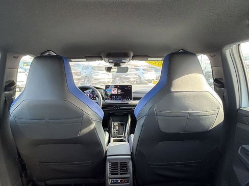 Used 2025 Volkswagen Golf R Black Edition image 30