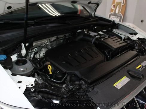 Used 2020 Audi Q3 2.0T Premium image 35