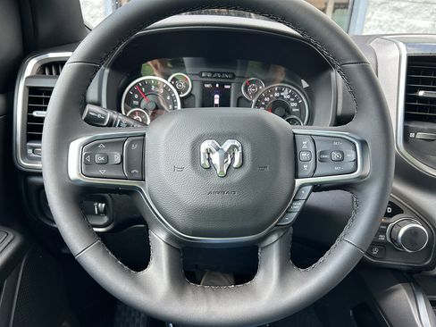New 2026 RAM 1500 Big Horn AWD/4WD image 13