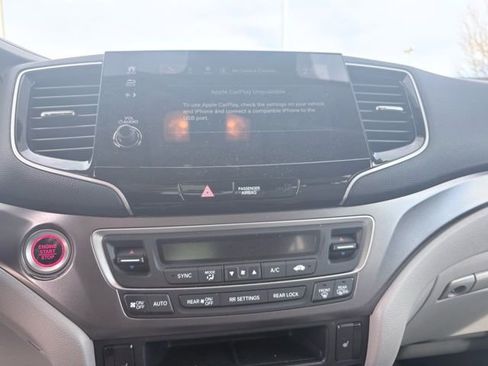Used 2020 Honda Pilot EX image 17