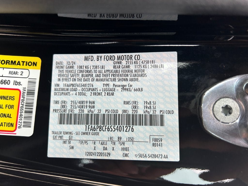 Used 2025 Ford Mustang GT Premium RWD image 36