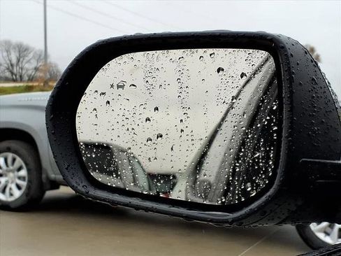 New 2026 Chevrolet Equinox LT w/ Convenience Package II image 21