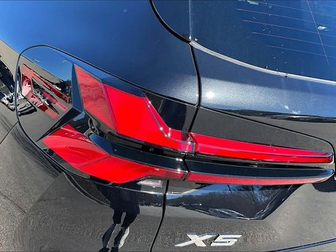New 2026 BMW X5 sDrive40i w/ M Sport Package image 14