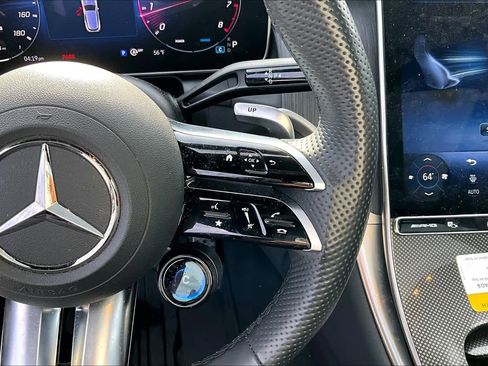 Used 2025 Mercedes-Benz GLC 43 AMG AMG GLC 43 image 24