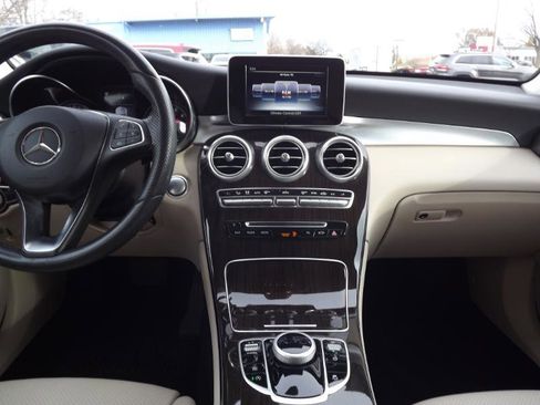 Used 2018 Mercedes-Benz GLC 300 4MATIC image 17