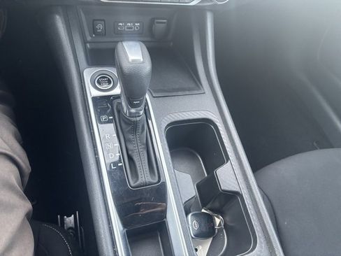 Used 2024 Nissan Sentra SV image 11