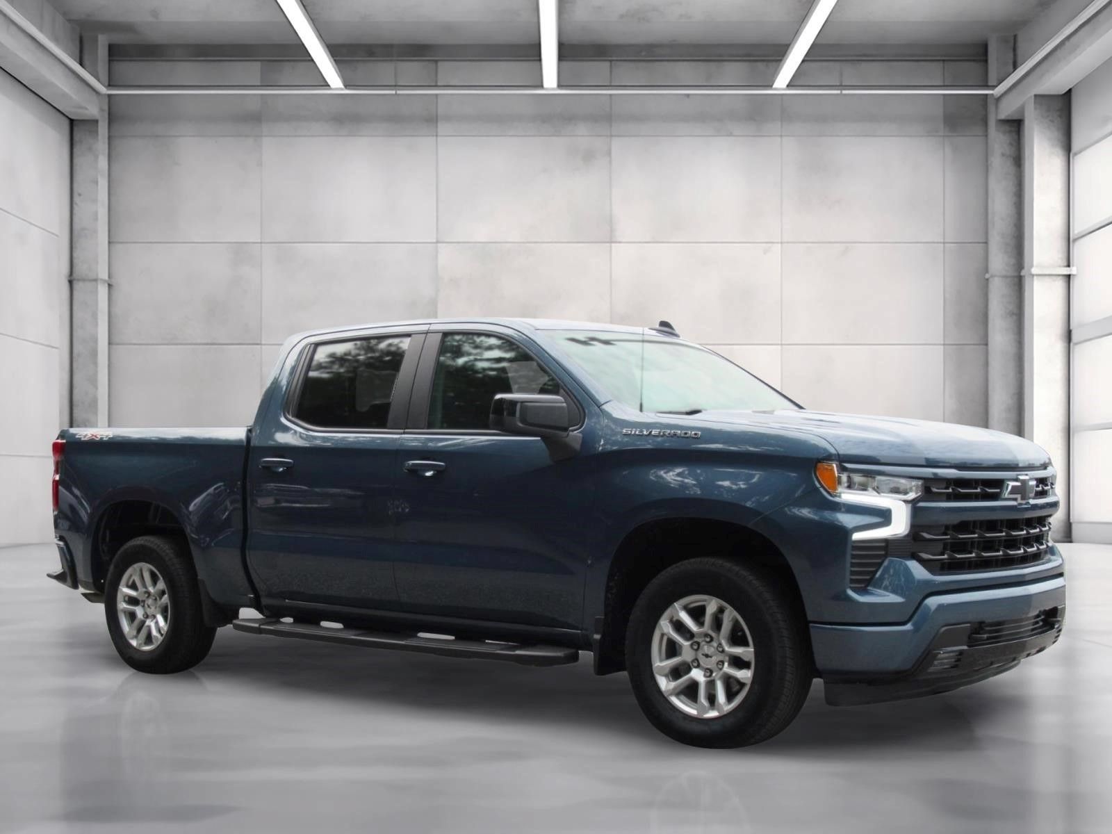 Used 2024 Chevrolet Silverado 1500 RST w/ Convenience Package II AWD/4WD image 1