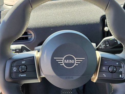 Used 2025 MINI Cooper S FWD image 13