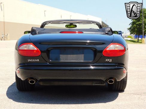 Used 1998 Jaguar XK8 Convertible image 4