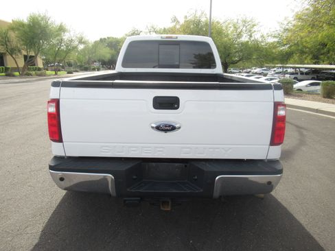 Used 2013 Ford F450 Lariat w/ Lariat Ultimate Pkg image 3