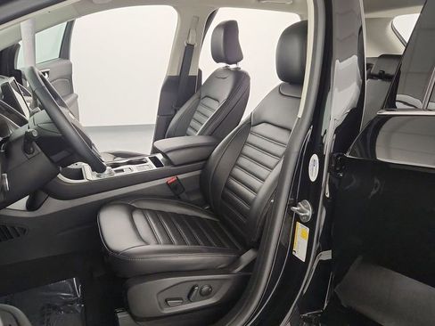 Certified 2024 Ford Edge SEL w/ Convenience Package AWD/4WD image 15