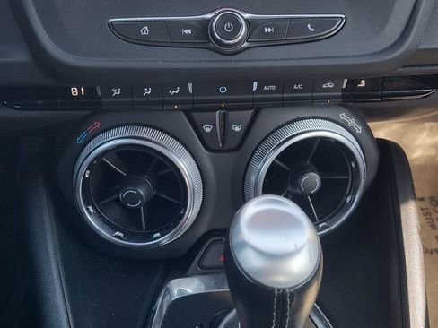 Used 2023 Chevrolet Camaro LT image 19