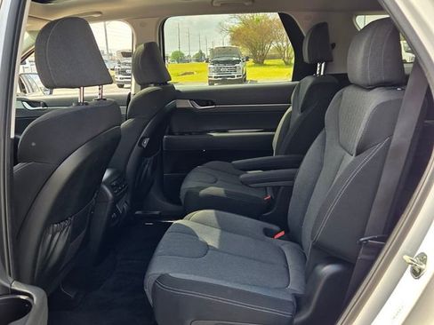 Used 2022 Hyundai Palisade SEL image 13