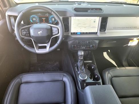 New 2026 Ford Bronco Outer Banks AWD/4WD image 16