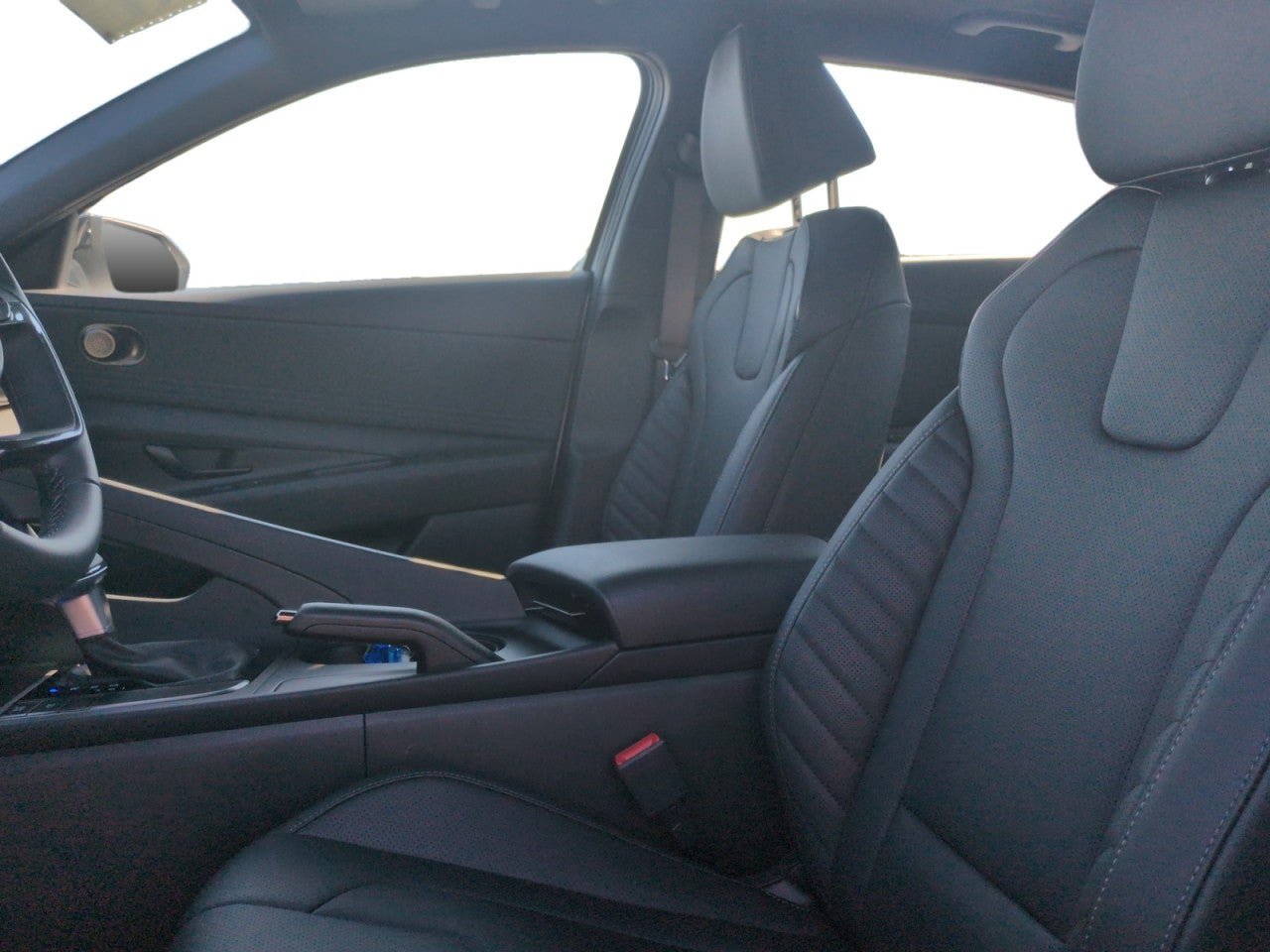 New 2026 Hyundai Elantra SEL Sport FWD image 14