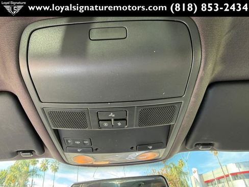 Used 2012 Volkswagen Golf 4-Door image 23