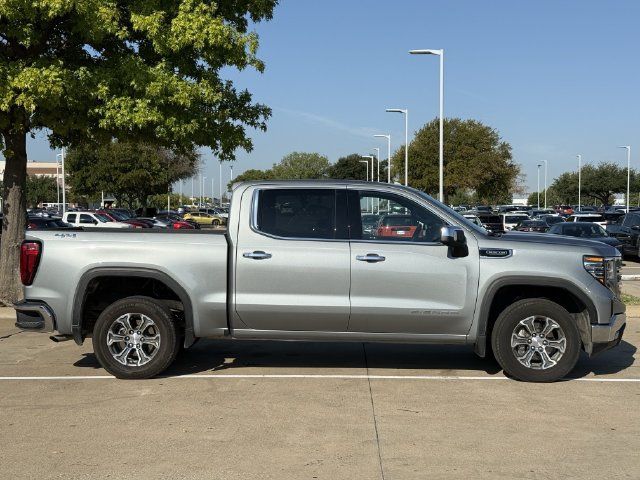 Used 2025 GMC Sierra 1500 SLT AWD/4WD image 3