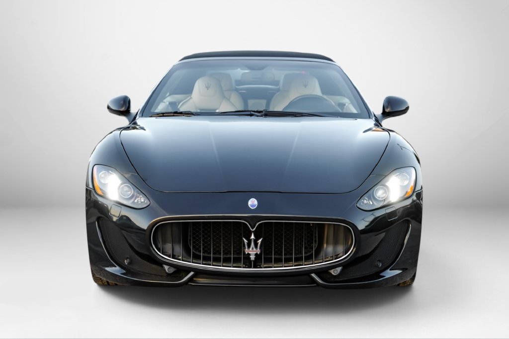 Used 2016 Maserati GranTurismo Sport RWD image 4