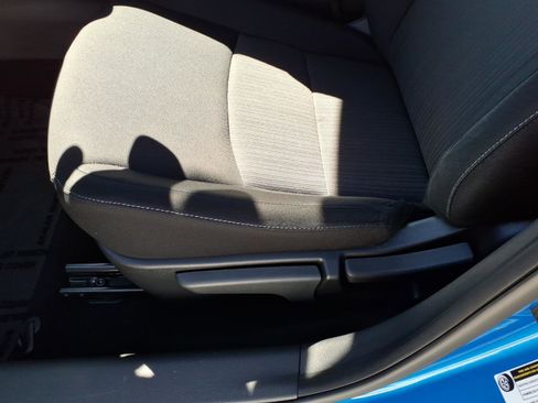 Used 2025 Nissan Sentra SV FWD image 14