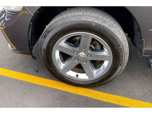 Used 2018 RAM 1500 Express w/ Express Value Package image 9