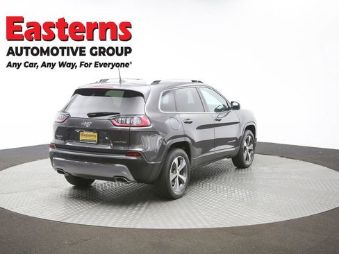Used 2021 Jeep Cherokee Limited image 37