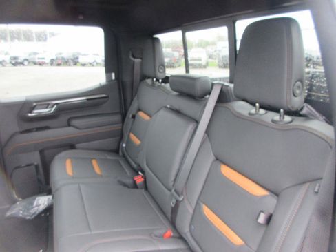New 2026 GMC Sierra 1500 AT4 w/ AT4 Premium Package AWD/4WD image 15