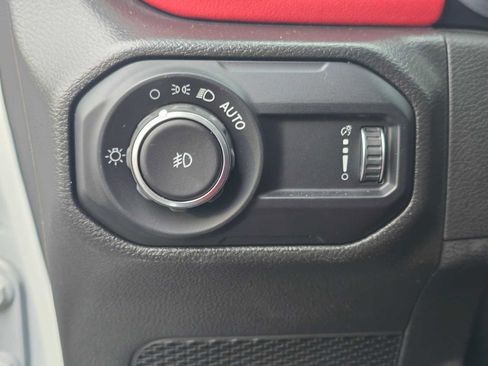 Used 2023 Jeep Wrangler Unlimited Rubicon 392 image 25