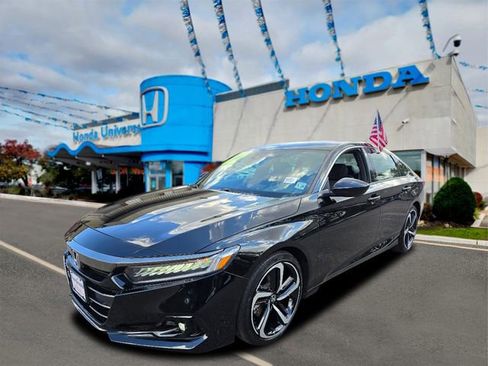 Used 2022 Honda Accord Sport image 1