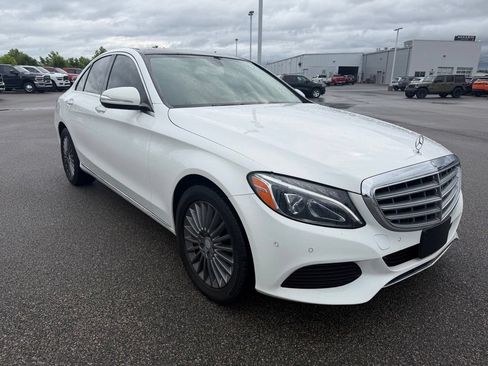 Used 2015 Mercedes-Benz C 300 4MATIC Sedan image 5