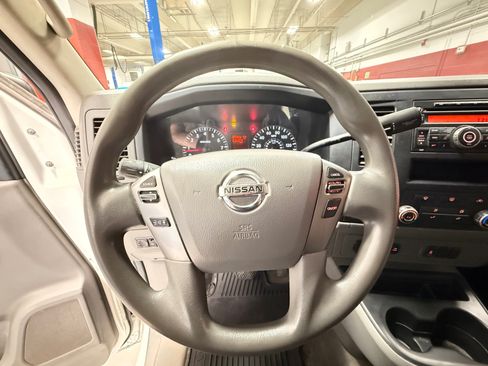 Used 2016 Nissan NV 2500 SV RWD image 24