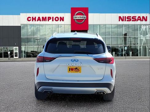 Used 2019 INFINITI QX50 Essential w/ Premium Heat Package image 6