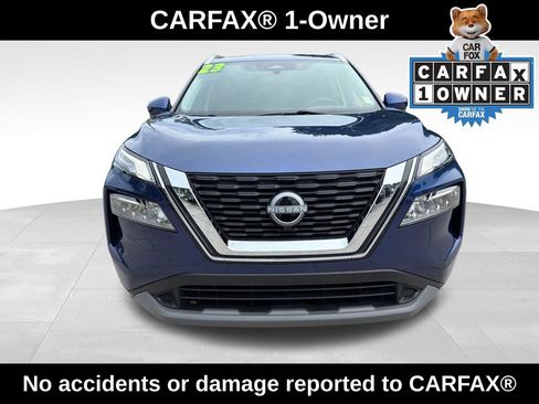 Used 2023 Nissan Rogue SV w/ SV Premium B Package FWD image 2