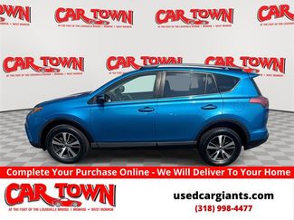 Used 2017 Toyota RAV4 XLE image 1