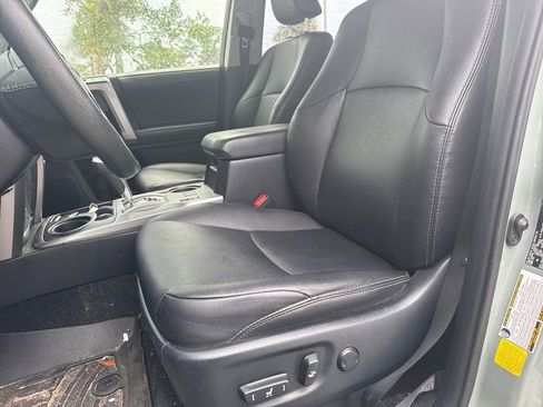 Used 2022 Toyota 4Runner TRD Sport image 6