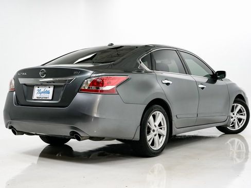 Used 2015 Nissan Altima 2.5 SV image 23