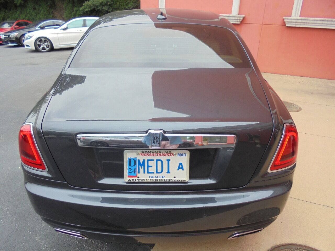 Used 2011 Rolls-Royce Ghost RWD image 41