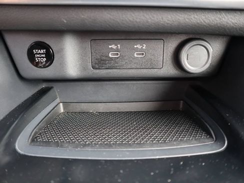 Certified 2025 Nissan Rogue SV AWD/4WD image 24