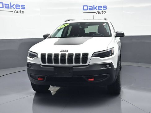 Used 2019 Jeep Cherokee Trailhawk w/ Comfort/Convenience Group AWD/4WD image 4