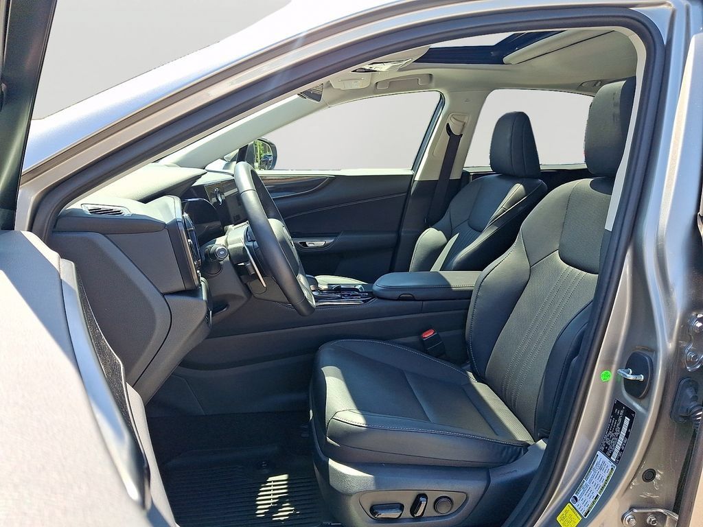 Used 2025 Lexus NX 350 AWD w/ Accessory Package (2T) image 14