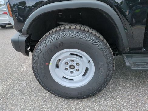 New 2026 Ford Bronco Heritage Edition AWD/4WD image 32