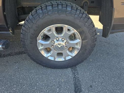Used 2024 RAM 2500 Laramie w/ Snow Chief Group AWD/4WD image 20