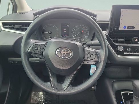 Used 2024 Toyota Corolla LE FWD image 11