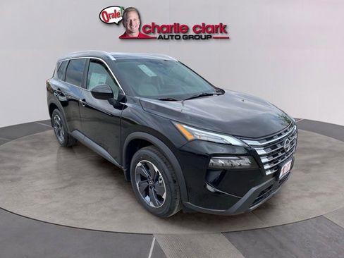 Certified 2025 Nissan Rogue SV w/ SV Premium Package image 8