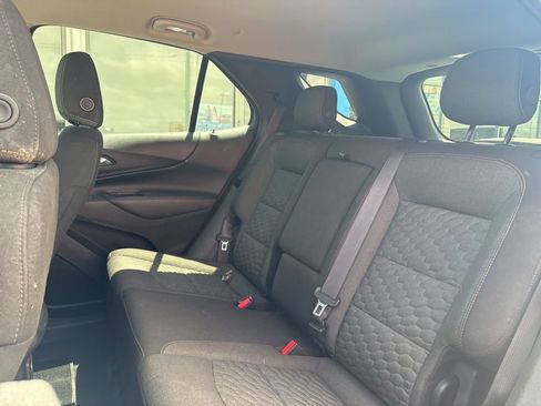Used 2019 Chevrolet Equinox LT AWD/4WD image 35