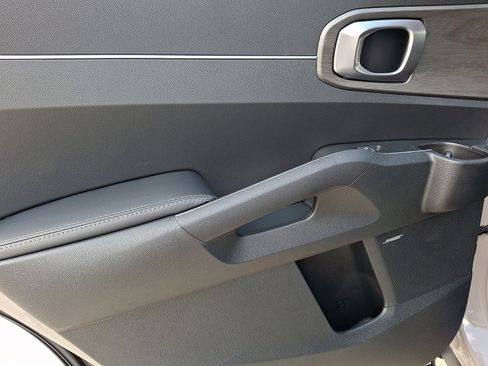 New 2026 Kia Sorento X-Line EX image 8