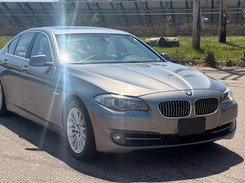 Used 2013 BMW 535i xDrive Sedan AWD/4WD image 7