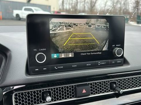 Used 2023 Honda Civic Sport image 15