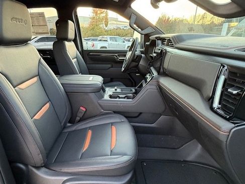 New 2026 GMC Sierra 2500 AT4 w/ AT4 Preferred Package image 19